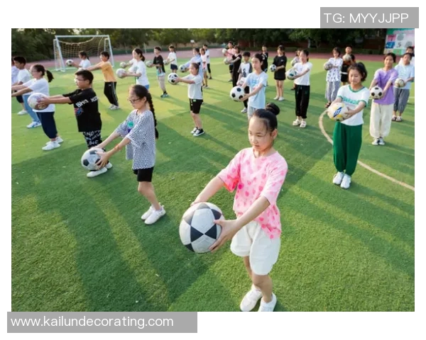 足球明星精彩瞬间手舞表演大汇总让你领略球场魅力与激情