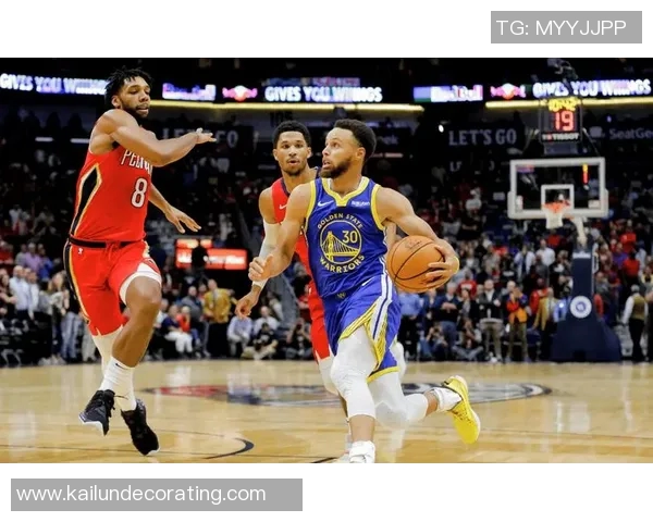 勇士与篮网激战正酣高清直播带你感受篮球魅力与激情对决 勇士与篮网激战正酣高清直播带你感受篮球魅力与激情对决